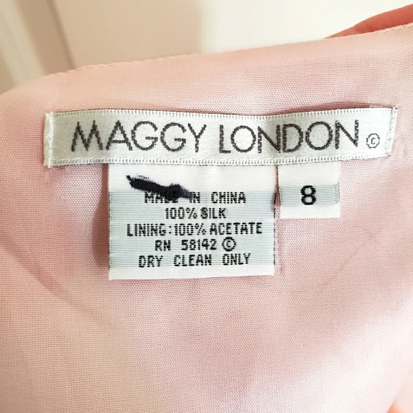 Maggy London • Pink Floral Summer Dress • Size 8 - Picture 3 of 5